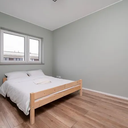 Swietojanska Harmony By Bookinghost