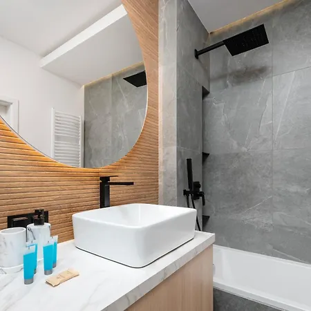 Swietojanska Harmony By Bookinghost Lägenhet *