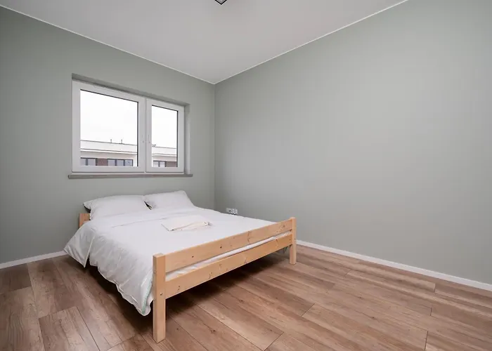 Swietojanska Harmony By Bookinghost