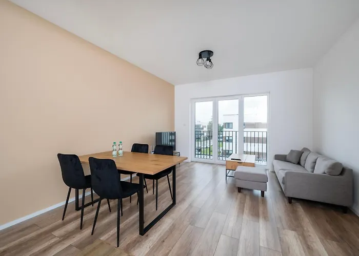 Swietojanska Harmony By Bookinghost