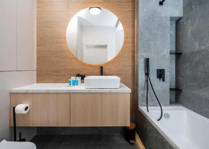 Swietojanska Harmony By Bookinghost